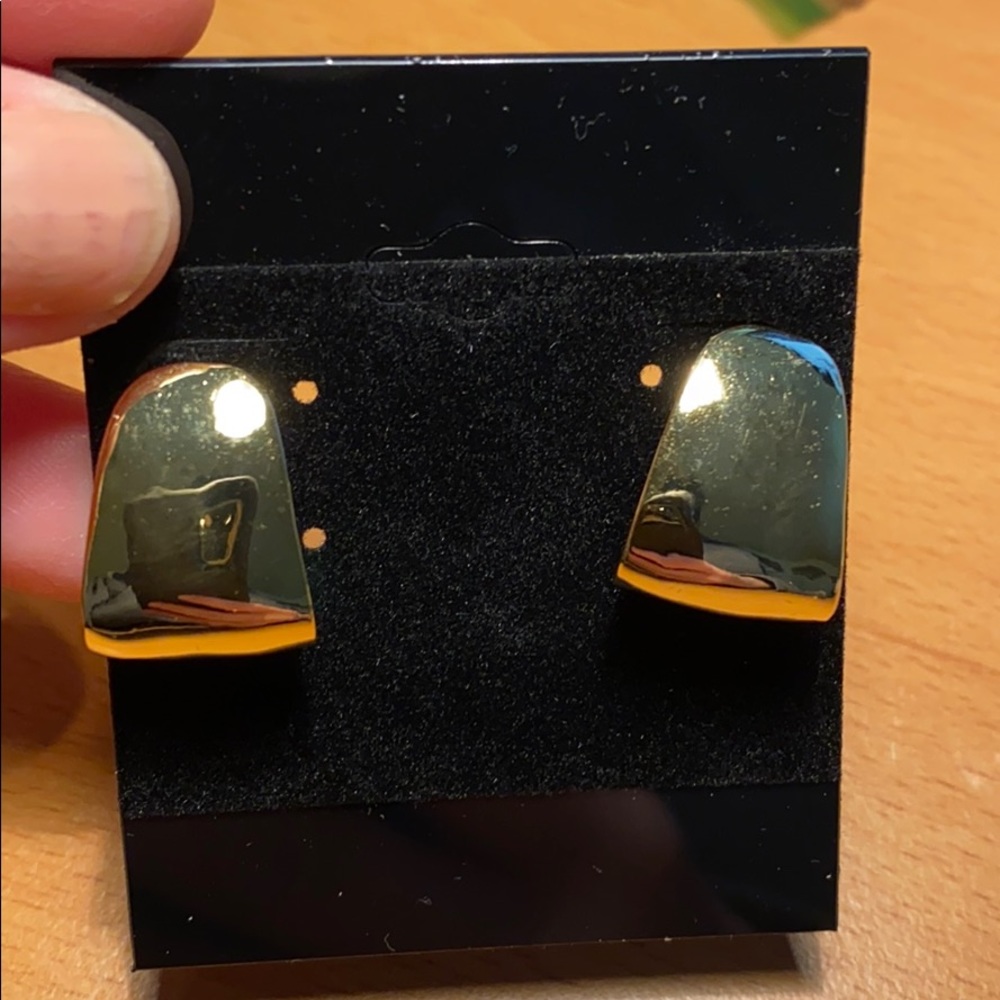 New Sweet Gold Stud Earrings